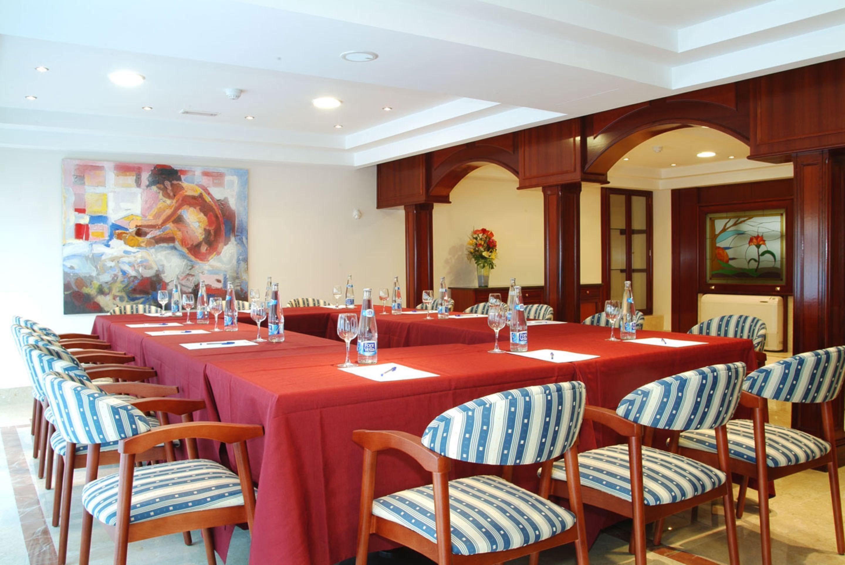 Hotel Gran Legazpi — Photos 1